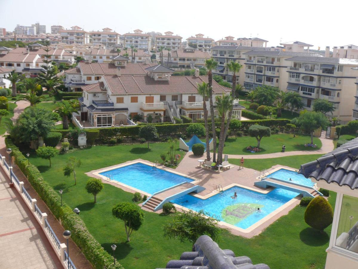 Martas Apartment La Mata  Bagian luar foto