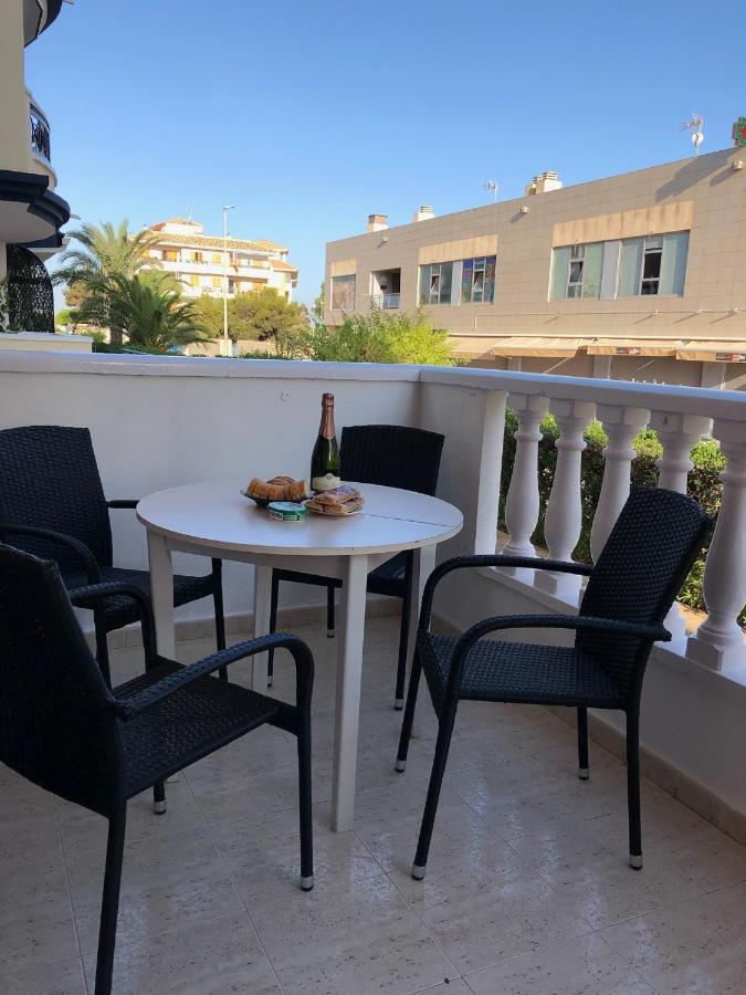 Martas Apartment La Mata  Bagian luar foto