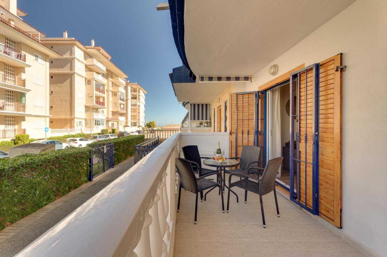 Martas Apartment La Mata  Bagian luar foto